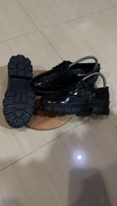 Docmart Boots Loafers Sepatu Sneakers Tinggi Kekinian Terbaru Oxford Wanita Kekinian Import Korea Hitam ST001