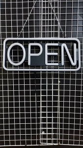OPEN ขนาด 54 X 23.5 X 3.5cm ป้ายไฟนีออน หน้าร้าน ป้ายไฟตัวอักษร ตกแต่งหน้าร้าน สร้างความโดดเด่นให้ร้านคุณ