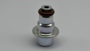 Pressure Regulator 23280-22010 PR309 PR236 for Lexus Chevrolet Toyota Corolla Camry Fuel Injection Pressure Regulator 3.0Bar