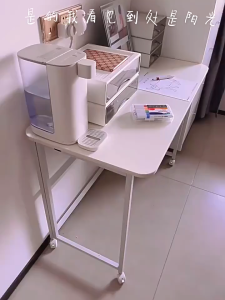 Ready Stock Foldable Table/Foldable Table Lockable Wheel/ Movable Laptop Table/ Computer Study Desk