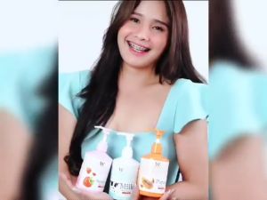 WORADA MILK STRAWBERRY PAPAYA Body Lotion 300ml: A Hydrating Nourishment