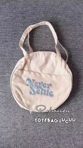 Tas bulat kanvas print DTF kekinian by shafiyyah.sarban