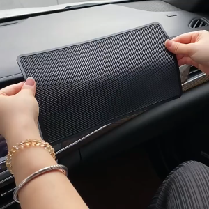 แดชบอร์ดรถเสื่อกันลื่น10.63 "5.9 "ทนอุณหภูมิสูง PU Auto Dash คอนโซลกล่องเก็บตารางรูปแบบ Fixate Gripping เจล Pad สําหรับโทรศัพท์ GPS เหรียญคีย์