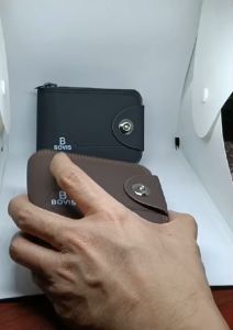 Dompet Magnet Resleting 11.5cm x 8.5cm untuk pria atau wanita