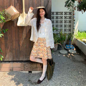 Mixd | Chân Váy A-Line Màu Đối Chọi Phong Cách Retro