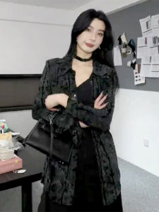 New Chinese Style High Waist Bell Sleeve Polo Collar Printed Shirt Spring 2025 Slim Fit Vintage Flared Cuff Womens Blouse