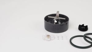 8 Pieces Blender Replacement Parts Extractor Blade for NutriBullet 600w & 900w including Gasket Shock Pad and Gear