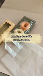 Softhandle Dove 28x30 muat Bento Sekat 4 isi 50 Plastik Box 18x18