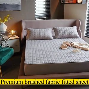 Waterproof Mattress Protector Cover Single/Double/Queen/King Size Thicken Quilted Cotton Pad Bed Sheet Fitted Mattress Bedspread Suitable 2-11inch Mattress(Depth) Not Includes Pillowcase Can Machine Washable