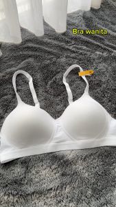 Bra Wanita Tanpa Kawat Busa Tipis Full Cup Big Size C/D HANES Pakaian Dalam HN115