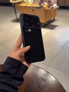 Magnetic Premium New Simple Style Couple Phone Case