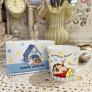 Ly Crayon Shinchan phong cách hoạt hình màu xanh da trời dễ thương-Cute blue cartoon style Crayon Shinchan cup