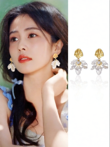 Elegant Flower Pearl Earrings Silver 925