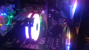 Intel Xeon E5-2667 v2 3.3Gz (8 Cores / 16 Threads up to 4.0GHz Turbo)