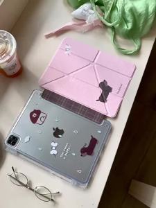 Ốp Bảo Vệ Hình Chữ Y Ba Lớp Chống Sốc Chống Nước Chất Liệu PU Dành Cho iPad Pro 2022 12.9 Inch Air 7 Thế Hệ 10 11 M4 M5 Họa Tiết Chó Xúc Xích Giọt Mưa Hồng