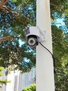 ซื้อ 1 แถม 1 กล้องวงจรปิด YOOSEE หน้าจอคู่ 2กล้อง กันน้ำ IP66 กล้องวงจรปิดไร้สาย Full HD 8MP กลางคืนภาพสี กล้องวงจรปิดหมุนได้360° นอกบ้าน กันฝน กันแดด