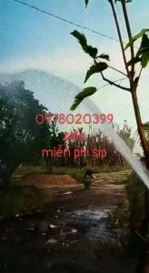 Máy bơm thuyền trên sông  mương  kênh rãnh