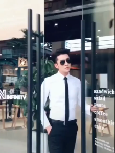 (มีเน็คไท) เสื้อเชิ้ตแขนยาวสำหรับผู้ชายชุดทำงานแบบไม่รีดชุดสูทเสื้อเชิ้ตฤดูใบไม้ผลิสำหรับนักธุรกิจที่ดีที่สุดมืออาชีพ