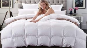 5 Star Hotel Luxurious Quilt. Thick Fluffy Soft Egyptian Cotton For Maximum Comfort by Nile Valley
