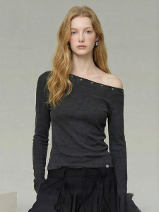 Off-Shoulder Slim Fit T-Shirt