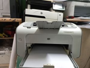 Printer hp LaserJet p1102 siap pakai