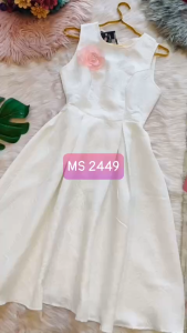 MYDU Shop I 2449 - ĐẦM XÒE SÁT NÁCH ĐÍNH HOA HỒNG TRÊN NGỰC – Quyến Rũ Thanh Lịch Và Tôn Dáng Hoàn Hảo