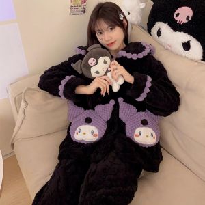 ชุดนอนผ้าฟลานเนลขนปะการังหนาสำหรับผู้หญิง ฤดูใบไม้ร่วง/ฤดูหนาว ชุดนอนผ้าขนแกะ 2024 ใหม่ ลายการ์ตูนน่ารัก ชุดอยู่บ้าน ชุดนอนผ้าฟลานเนล