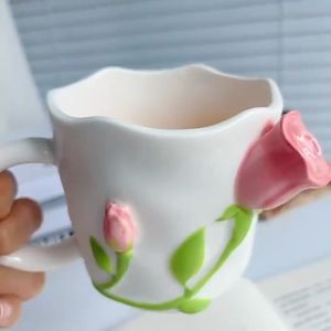 Cốc Sứ Uống Nước Họa Tiết Hoa Hồng 3D Tráng Men Vẽ Tay - Ly Sứ Sang Trọng Thích Hợp Cafe Văn Phòng Quà Tặng