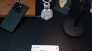 Wireless Earbuds Bluetooth Headset Touch Screen Bluetooth Earbuds Built-in Microphone Super Comfortable IPX5 Waterproof Earphones 360 Stereo Sound Reduction