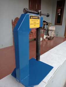 ALAT TAMBAL BAN MOBIL