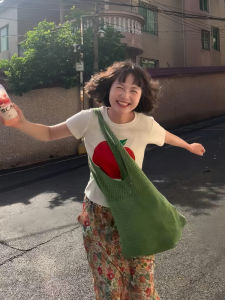 Áo Thun Tay Ngắn Cổ Tròn in Hình Quả Táo Lớn Phong Cách Nhật Bản Dành Cho Nữ Mùa Hè Áo Thun Cotton Thường Ngày Dáng Rộng Thoải Mái