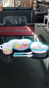 RRS ชุดจานชาม เมลามีน100% ชุดรับประทานอาหารสําหรับเด็ก เซ็ท 5 ชิ้น รุ่น a Wonderful day - เครื่องครัว