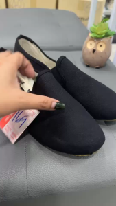 S รองเท้า กังฟู สีดำ สีขาว ใส่ได้ทั้งชายหญิง Size 37-45 มาแชร์ KUNGFU จัดเตรียมสินค้า 1-2 วัน