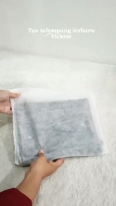 GLADIO Tas Selempang Pria Vicktor Sling Bag Handbag Kulit Premium Multifungsi GLD034B5 Simple Keren