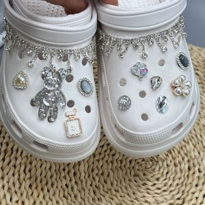 Crocs Charms Shoe Flower Crystal Diamond Decoration Detachable Cute Bear Pearl Buckle Flower Alloy Shoe Chain for Crocs