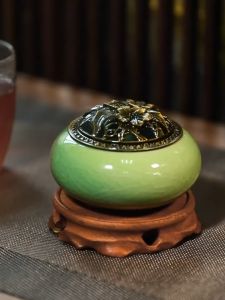 Ceramic Antique Sandalwood Incense Stick Holder Vintage Incense Burner Agarwood Censer Insense Sticks For Buddha 盘香炉 陶瓷香炉 紫砂香炉 檀香炉 艾草 沉香 熏香 香插
