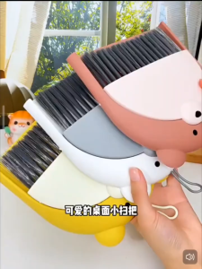 OHHDEER Set Penyapu Mini Beruang Comel Desktop Cleaning Brush Dustpan Set Cute Bear Mini Desk Sweeper