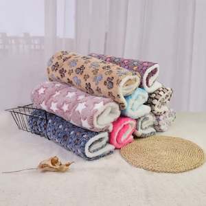 Pet Cat Dog Soft Warm Flannel Washable Blanket Pet Pad Pet Mat