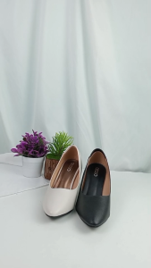 8am รองเท้าคัทชู ผู้หญิง ทรงหัวแหลม สูง 2.5 นิ้ว ทำจากหนังพียู นิ่มใส่สบาย SM3369