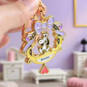 Snoopy Rotatable Butterfly Knot Flower Basket Keychain Cartoon Anime Gift Pendant Accessory Fashionable Clothing Accessories