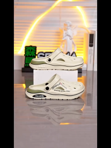【New Fishion】Sandals For Men EVA Beach Slippers Thick-Soled Anti Slip Breathable Clog Soft Slide