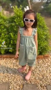 ชุดเด็กผู้หญิง จั้มสูท เดรสเด็ก ชุดเอี๊ยม ชุดหมี พร้อมส่ง ทำจากผ้าฝ้ายแต่ลูกไม้น่ารักๆ มีไซส์ S M