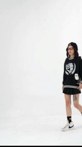 Áo Thun DirtyCoins Wreath Leaf Sweatshirt