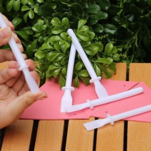 Leather Glue Spreaders for Crafts Applicator DIY Practical Paper Wood PP Reusable Polypropylene Glue Smear Sticks Applicator Painting Scrapers For Handmade DIY Art Leather Craft Tool