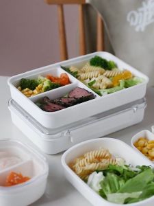 Nipiin Space-Saving Polypropylene Bento Box with Compartments for Fresh Food Storage