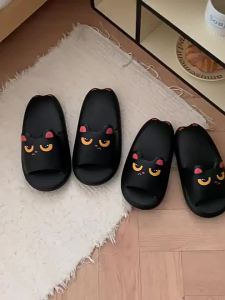 XIXITIAO ins Angry Little Black Cat Slippers Summer Couple Cute Fun Home Slippers EVA Soft Sole Bath Slippers for Men and Women