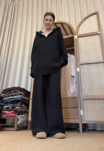 plus Size Hooded Knitwear Loose Wide Leg Pants Fashionable Two Piece Set Conceal Fluffy Meat Slimming Long Style from China