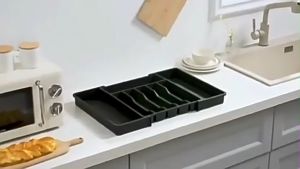 Cutlery Tray Organizer Retractable Cutlery Organizer Box Adjustable Kitchen Drawer Organizer Expandable Flatware Storage Box Separation Finishing Utensil Spoon Fork Storage Tray