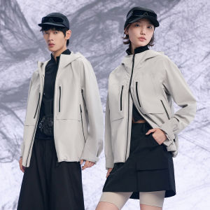 Guvet | Water Repellent Outdoor Softshell Jacket