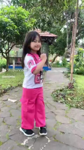 Setelan Baju Anak Perempuan Atasan Jersey Vintage Usia 3-10 Tahun